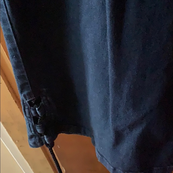 Capris - Picture 4 of 4